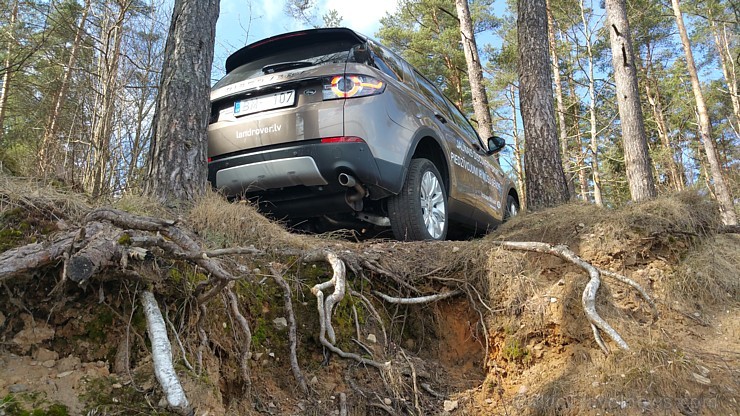 Travelnews.lv sadarbībā ar Land Rover oficiālā dīlera Inchcape BM Auto atbalstu 25.03.2015 devās apcelot Sēliju ar jauno  Land Rover Discovery Sport S 145509