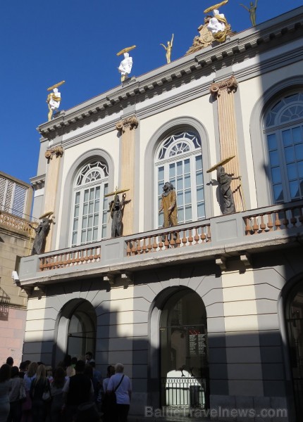 Salvadora Dali teātris-muzejs Spānijas pilsētā Figeresā pārsteidz un šokē 146815