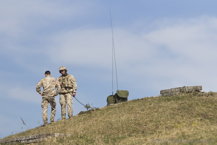 Travelnews.lv vēro NATO un «Partnerattiecības mieram» valstu vingrinājumus Ādažu poligonā 147290