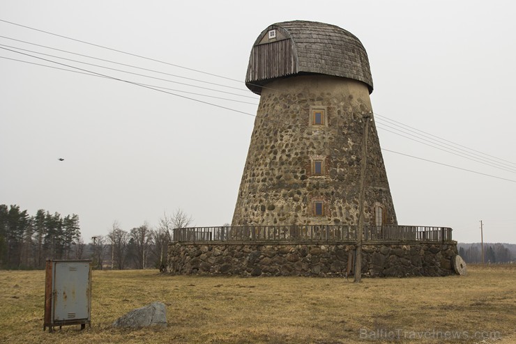 Travelnews.lv apskata Burtnieku (kalna) vējdzirnavas 147484