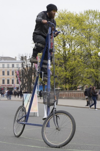 Pirmais Rīgas pasažieru un kravas velosipēdu salidojums pārsteidz rīdziniekus un viesus 147683