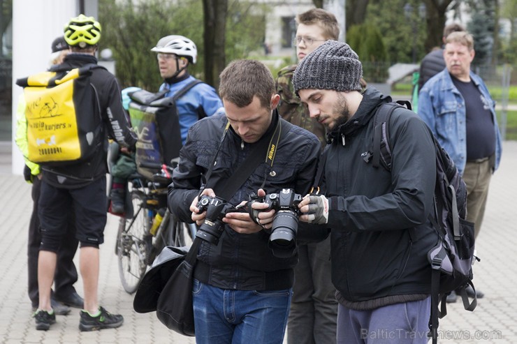 Pirmais Rīgas pasažieru un kravas velosipēdu salidojums pārsteidz rīdziniekus un viesus 147685