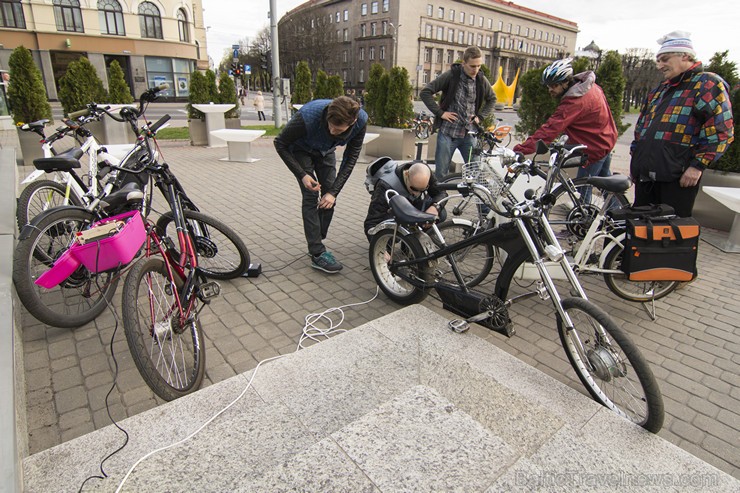 Electric Bicycle Freeride saved kopā elektrisko velosipēdu entuziastus 147702