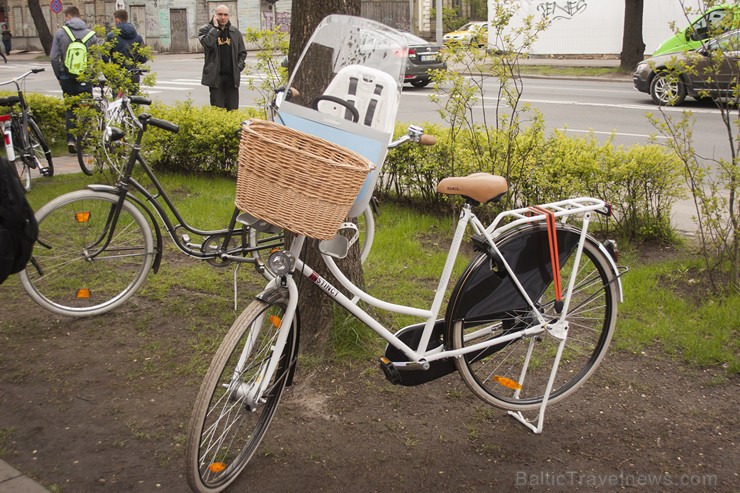 Tradicionālais velotirdziņš Kalnciema kvartālā pārsteidz ar savu radošumu 147861