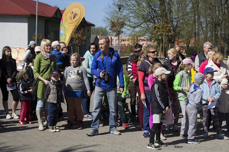 Ģimeņu sporta diena Limbažos iedvesmo ģimenes sportot 148364