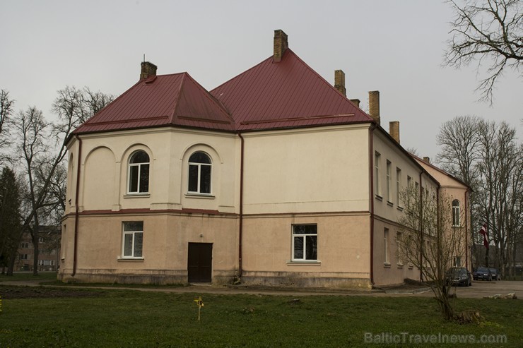 Vānes skolēni savu ikdienu pavada Vānes muižas pilī 148553