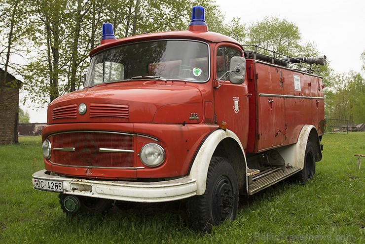 MERCEDES BENZ 1113 149143