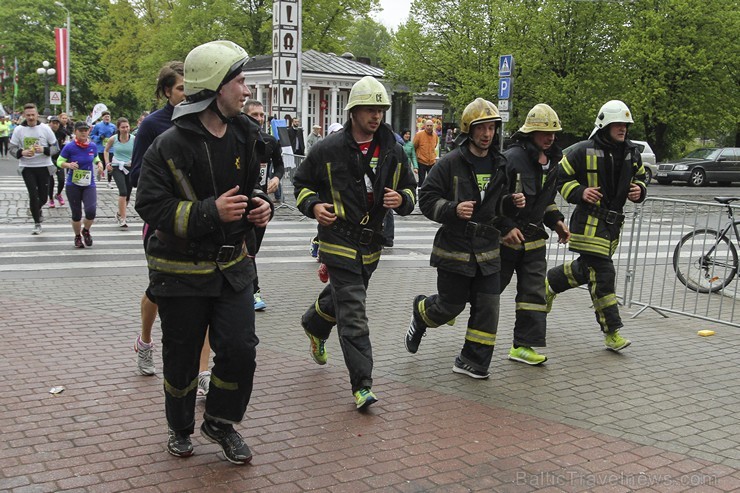 «Lattelecom Rīgas maratons 2015» vieno 25 931 dalībnieku no 69 valstīm 149386