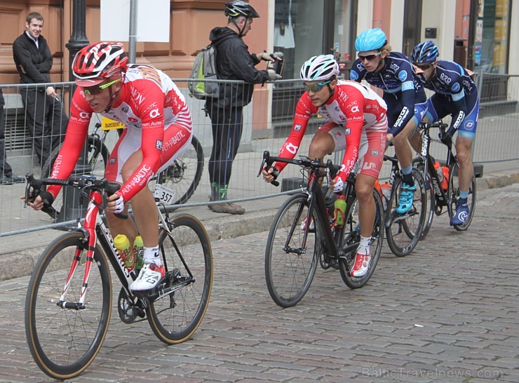 Galvaspilsētā tūkstošiem velosipēdistu dodas «Elkor Rīgas velomaratons 2015» distancē 150383