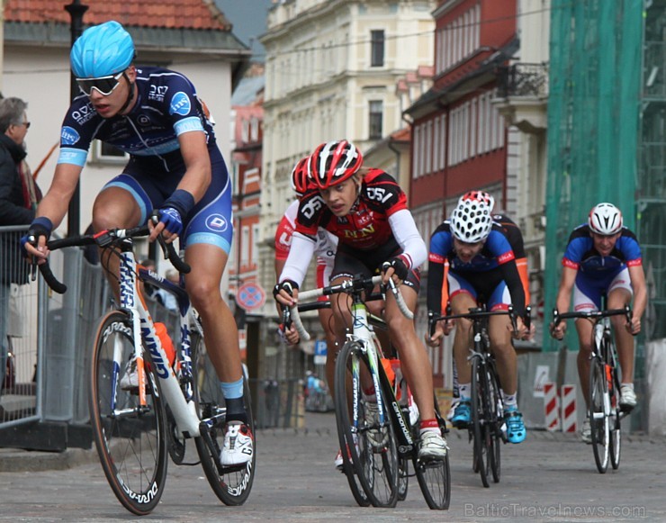 Galvaspilsētā tūkstošiem velosipēdistu dodas «Elkor Rīgas velomaratons 2015» distancē 150386