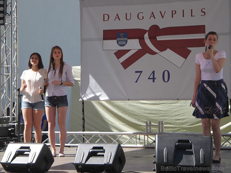 Daugavpils (www.visitdaugavpils.lv) ar vērienīgiem un saulainiem svētkiem svin 740. gadu pilsētas jubileju 151048