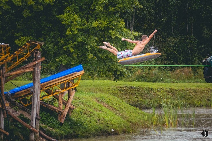 Ar vērienīgu ballīti atklāj ekstrēmā sporta un atpūtas parka Baldones Waterjump vasaras sezonu 151683