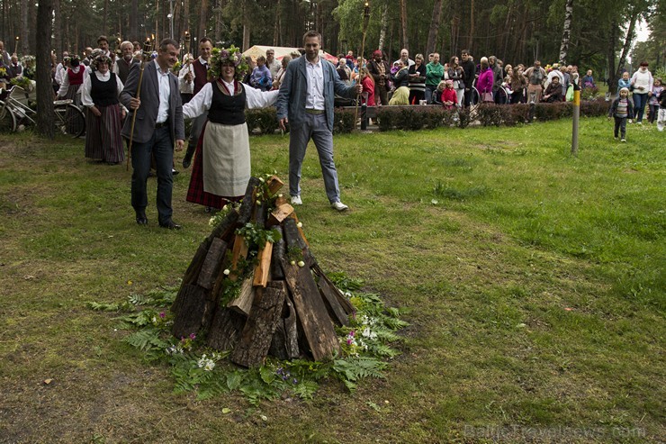 Travelnews.lv redakcija piedalās Jāņu ielīgošanā Saulkrastos 152000