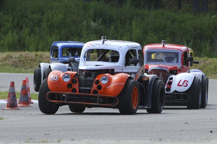 «Legend» sporta automašīnu sacensības pierūcina sporta kompleksu «333» 153139