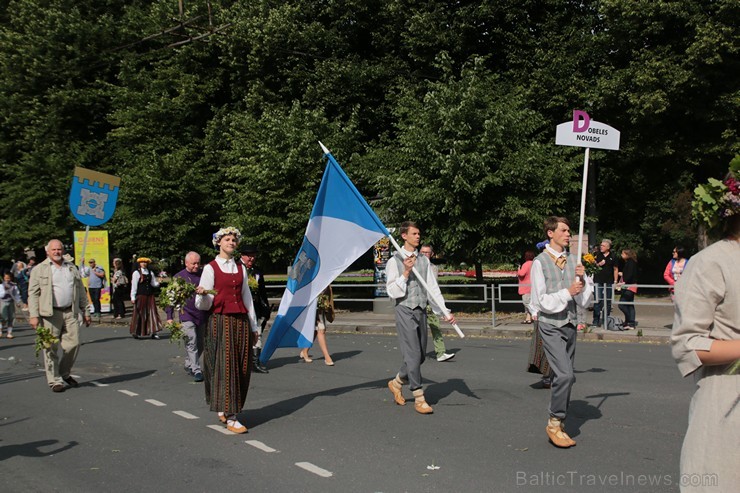 XI Latvijas skolu jaunatnes dziesmu un deju svētku gājiens - atrodi savu kolektīvu (6.daļa) 154503