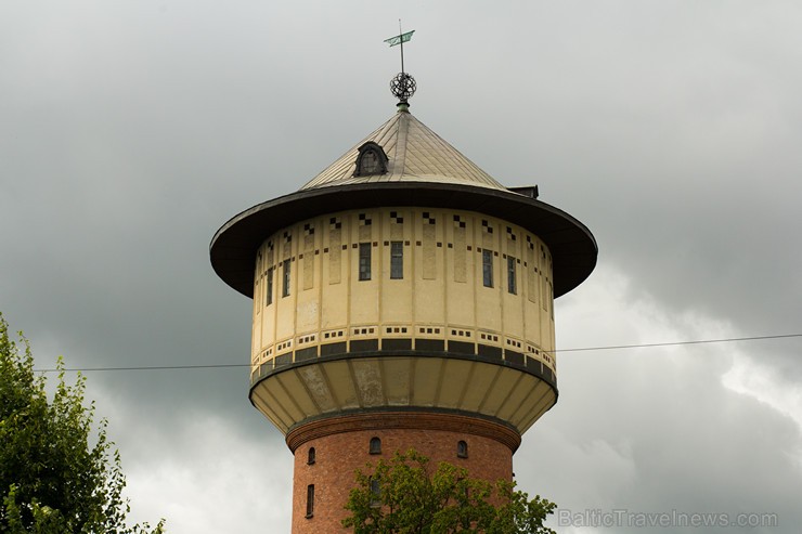 Vēsturiskais ūdenstornis Alīses ielā 4 piesaista daudzu Āgenskalna apmeklētāju uzmanību 156935