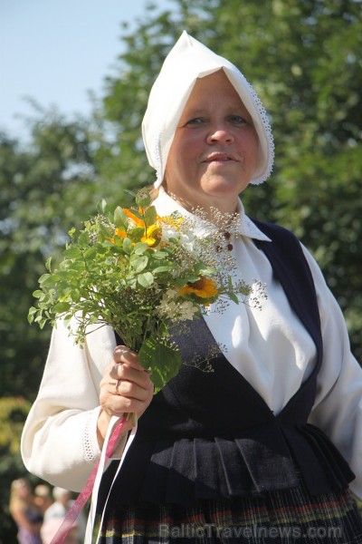 Ikšķile ar vērienīgu svētku gājienu un koncertu svin 830. gadu jubileju 157684