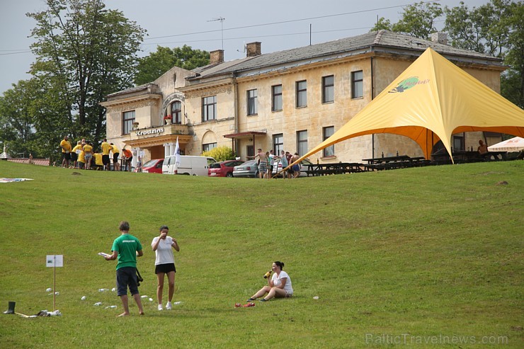 Bārmeņi, pavāri, viesmīļi, istabenes un direktori cīnās par sportiskā uzņēmuma titulu 157936