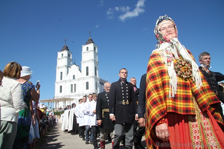 Aglona svin Vissvētākās Jaunavas Marijas debesīs uzņemšanas svētkus 158352