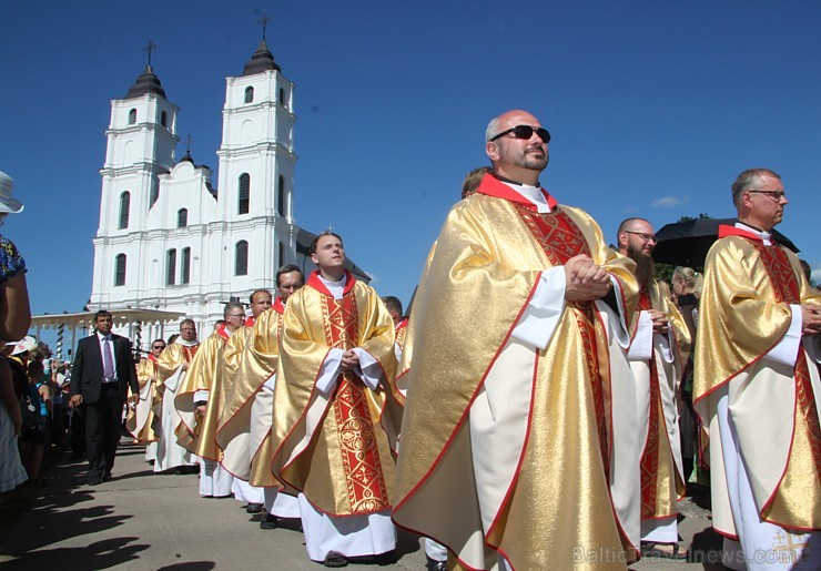 Aglona svin Vissvētākās Jaunavas Marijas debesīs uzņemšanas svētkus 158359