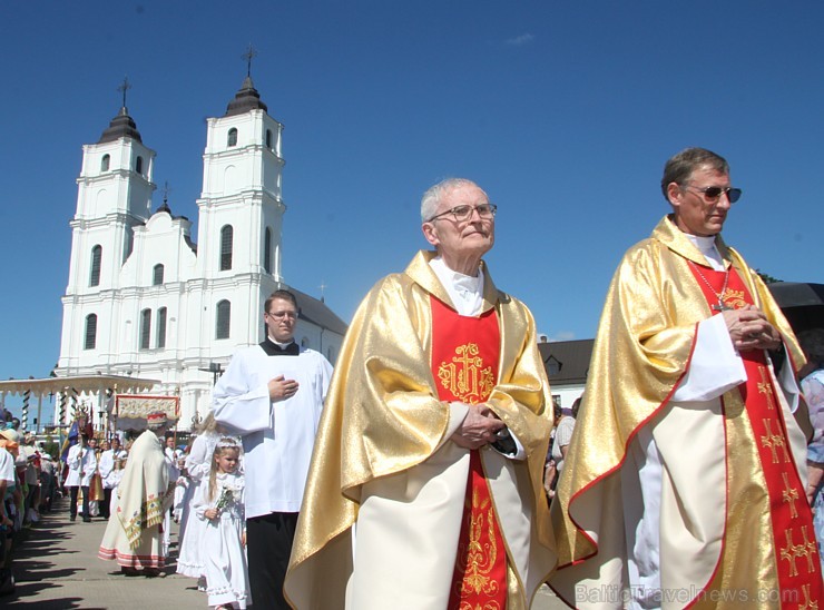 Aglona svin Vissvētākās Jaunavas Marijas debesīs uzņemšanas svētkus 158361