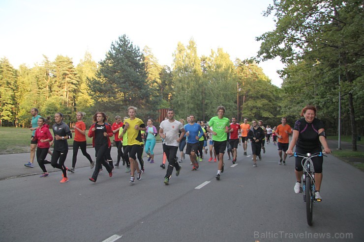 «Nike Riga Run»  treniņi pulcē Mežaparkā simtiem sportisku ļaužu, jo 13.09.2015 (svētdien) entuziasti un profesionāļi sacentīsies lielākajā rudens sta 159853