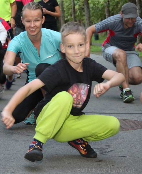 «Nike Riga Run»  treniņi pulcē Mežaparkā simtiem sportisku ļaužu, jo 13.09.2015 (svētdien) entuziasti un profesionāļi sacentīsies lielākajā rudens sta 159855