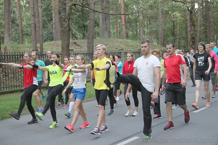 «Nike Riga Run»  treniņi pulcē Mežaparkā simtiem sportisku ļaužu, jo 13.09.2015 (svētdien) entuziasti un profesionāļi sacentīsies lielākajā rudens sta 159856