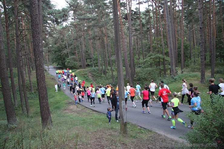 «Nike Riga Run»  treniņi pulcē Mežaparkā simtiem sportisku ļaužu, jo 13.09.2015 (svētdien) entuziasti un profesionāļi sacentīsies lielākajā rudens sta 159862