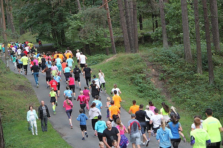 «Nike Riga Run»  treniņi pulcē Mežaparkā simtiem sportisku ļaužu, jo 13.09.2015 (svētdien) entuziasti un profesionāļi sacentīsies lielākajā rudens sta 159863