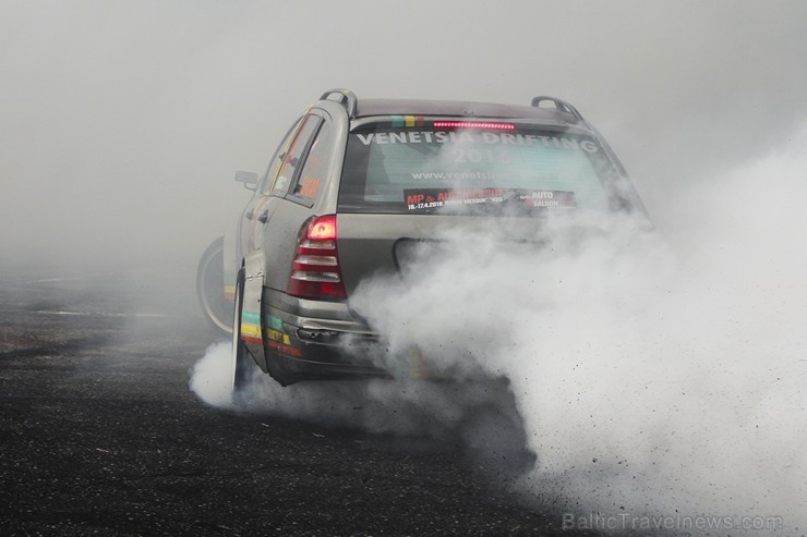 Ziemeļeiropas drifta čempionāta noslēgumā vairāk nekā 40 PRO drifteri piekūpina Biķernieku trasi 161158