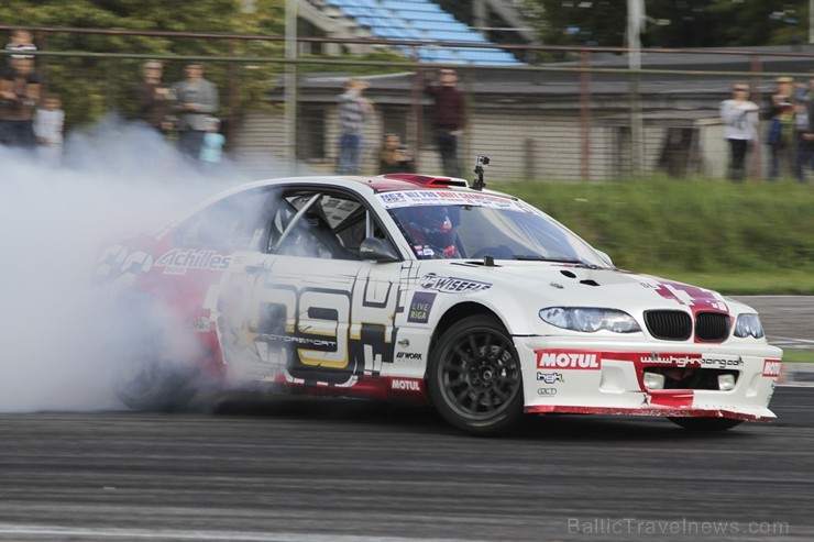 Ziemeļeiropas drifta čempionāta noslēgumā vairāk nekā 40 PRO drifteri piekūpina Biķernieku trasi 161194