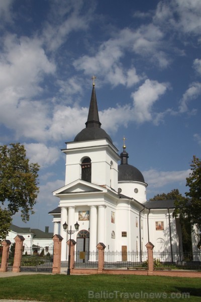 Ulrainas nacionālais kultūrvēsturiskais rezervāts «Hetmaņu galvaspilsēta». Vairāk informācijas - www.baturin-capital.gov.ua 161409
