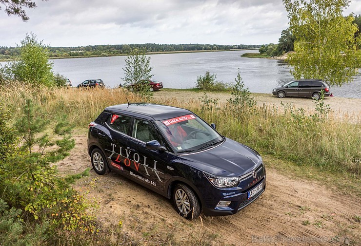 «Latvijas Gada auto 2016» rudens mediju testa brauciens dodas uz Roju 161615