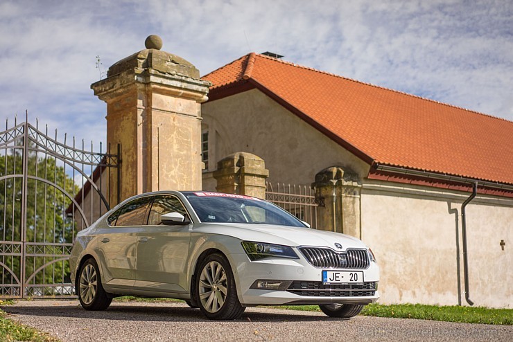 «Latvijas Gada auto 2016» rudens mediju testa brauciens dodas uz Roju 161618