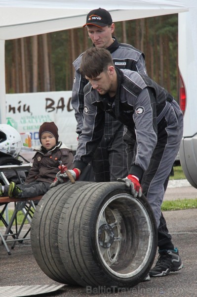 Baltic Touring Car Championship manīgos laika apstākļos 26.-27.09.2015 startē Biķerniekos 161887