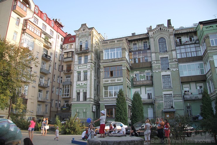 Kijeva akcentē nacionālo identitāti un ir draudzīga tūristiem.  Vairāk informācijas - www.kyivcity.travel 162889