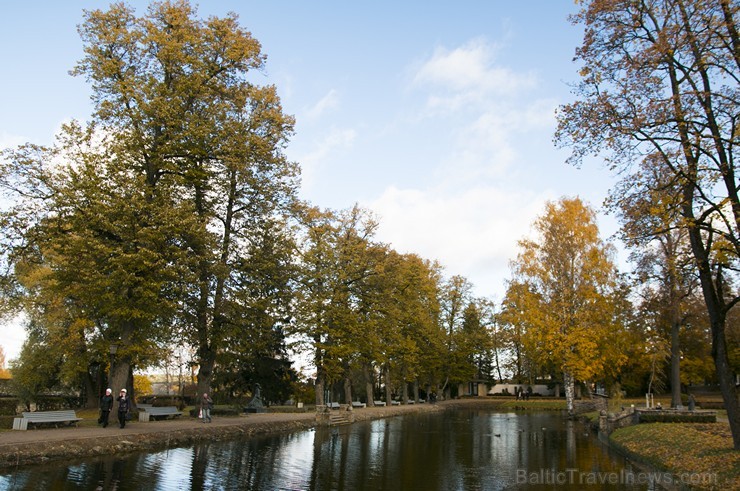 Cēsis ir brīnišķīga pilsēta zelta rudens baudīšanai 163674