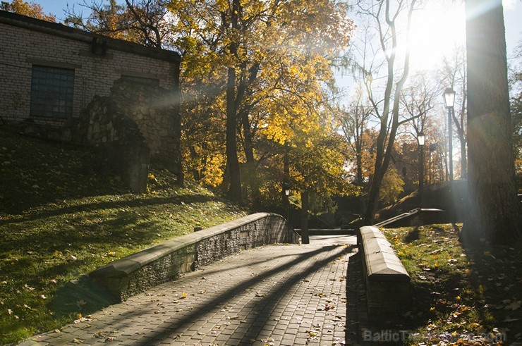 Cēsis ir brīnišķīga pilsēta zelta rudens baudīšanai 163694