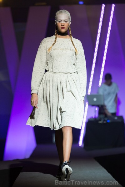 Rīgas modes nedēļa «Riga Fashion Week» kā magnēts pievelk radošu publiku.  Foto: Mark Litvyakov/Arkady Gluhih 163914