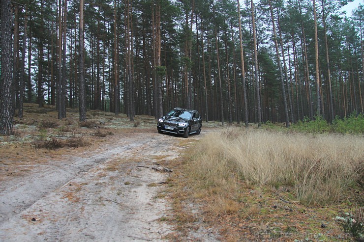 Travelnews.lv redakcija sadarbībā ar BMW oficiālo dīleri Latvijā «Inchcape BM Auto» 6.11.2015 apceļo Vidzemi 164483