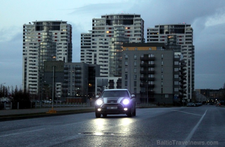 Travelnews.lv 19.11.2015 aizrautīgi ceļo ar jauno Mini Clubman Cooper 164952