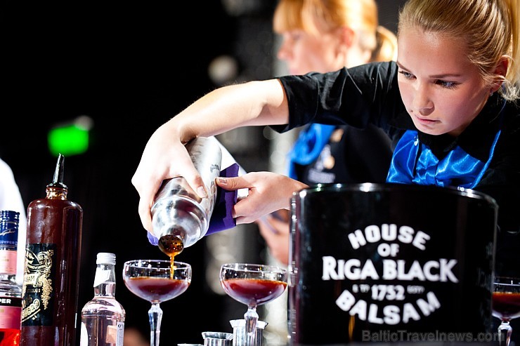 Starptautiskais bārmeņu konkurss «Riga Black Balsam Global Cocktail Challenge 2015» 165441