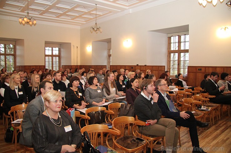 Latvijas Piļu un muižu asociācija ar starptautisku konferenci atzīmē 15 gadu jubileju Dundagas pilī 165771