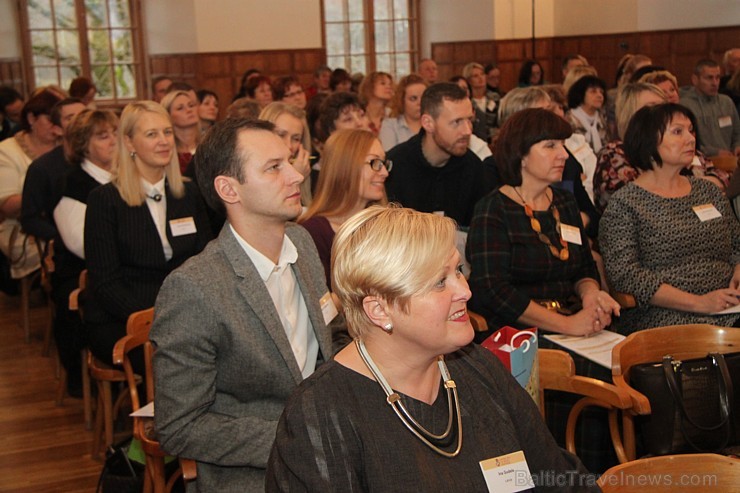 Latvijas Piļu un muižu asociācija ar starptautisku konferenci atzīmē 15 gadu jubileju Dundagas pilī 165780