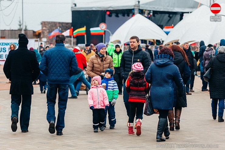 Jelgavu 18. Starptautiskajā Ledus skulptūru festivālā izkrāšņo Pasaules brīnumi 168521