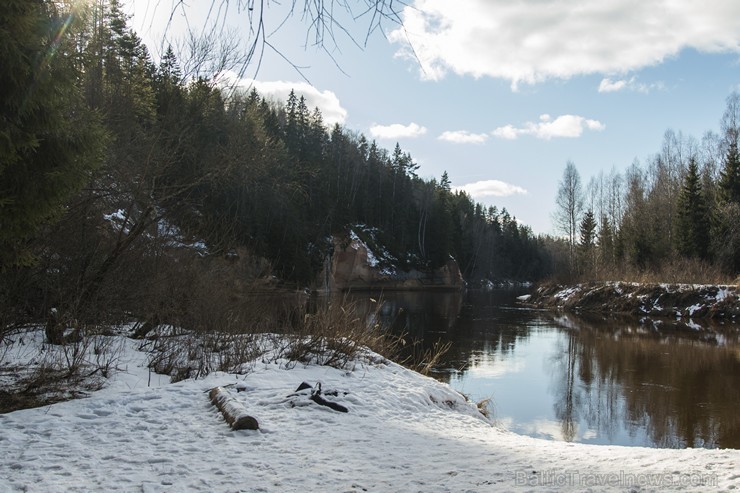 Ērgļu klintis ir viens no populārākajiem tūrisma objektiem Gaujas nacionālajā parkā 169647