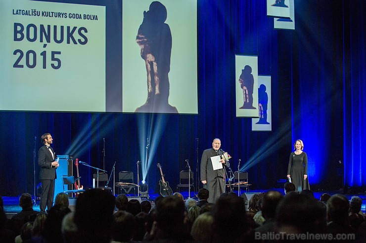 Ar burvīgu svētku sajūtu 28.02.2016 Latgales vēstniecībā GORS tiek pasniegtas «BOŅUKS 2015» balvas Latgales cilvēkiem. FOTO: Gors 169741