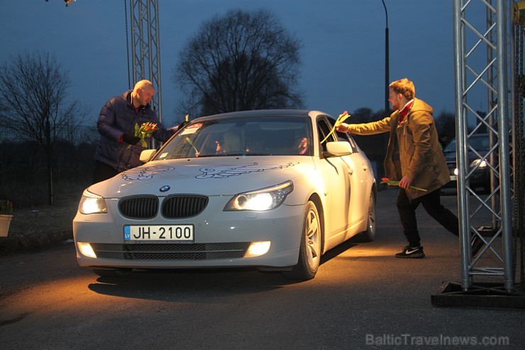 Populārais «Sieviešu dienas rallijs 2016» pulcē 5.03.2016 divās Latvijas starta pilsētās - Dobelē un Valmierā rekordlielu dalībnieču skaitu 170015