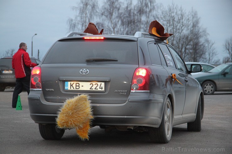 Populārais «Sieviešu dienas rallijs 2016» pulcē 5.03.2016 divās Latvijas starta pilsētās - Dobelē un Valmierā rekordlielu dalībnieču skaitu 170135